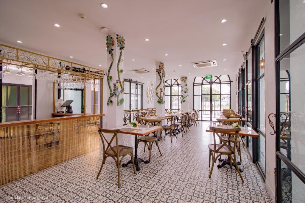 Lanna Oriental Hotel Lanna Oriental Hotel