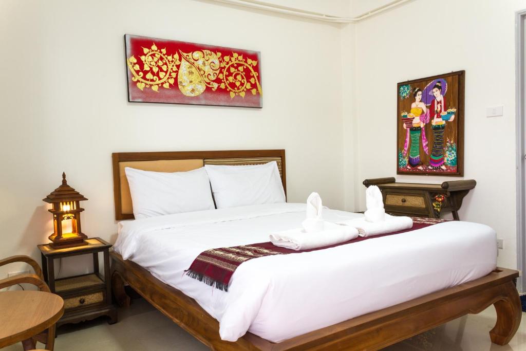DPHouse center of Old Chiang Mai DPHouse center of Old Chiang Mai