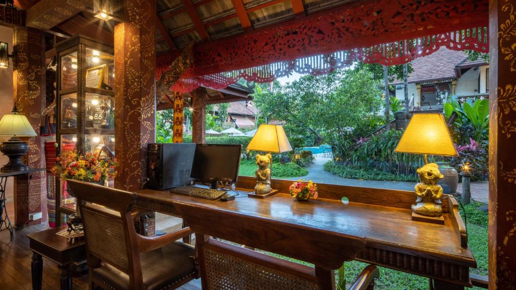 Yaang Come Village Hotel