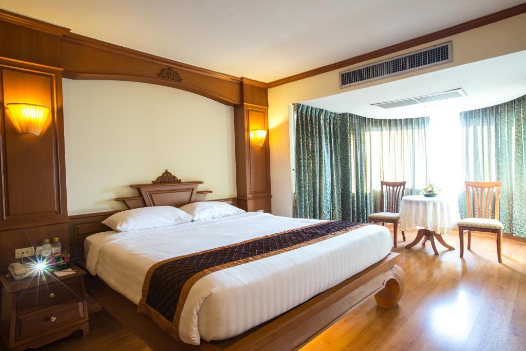 Furama Chiang Mai Furama Chiang Mai