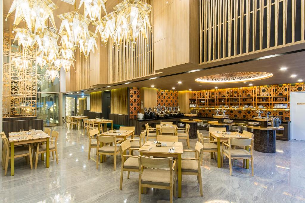 Stay with Nimman Chiang Mai - SHA Extra Plus
