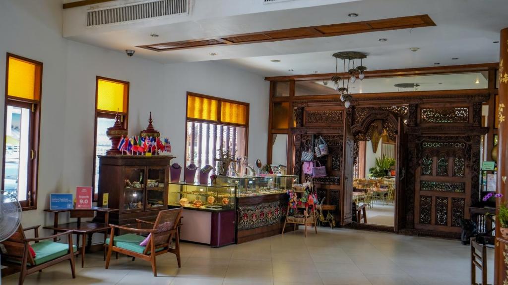 Kodchasri Thani Hotel Chiangmai Kodchasri Thani Hotel Chiangmai