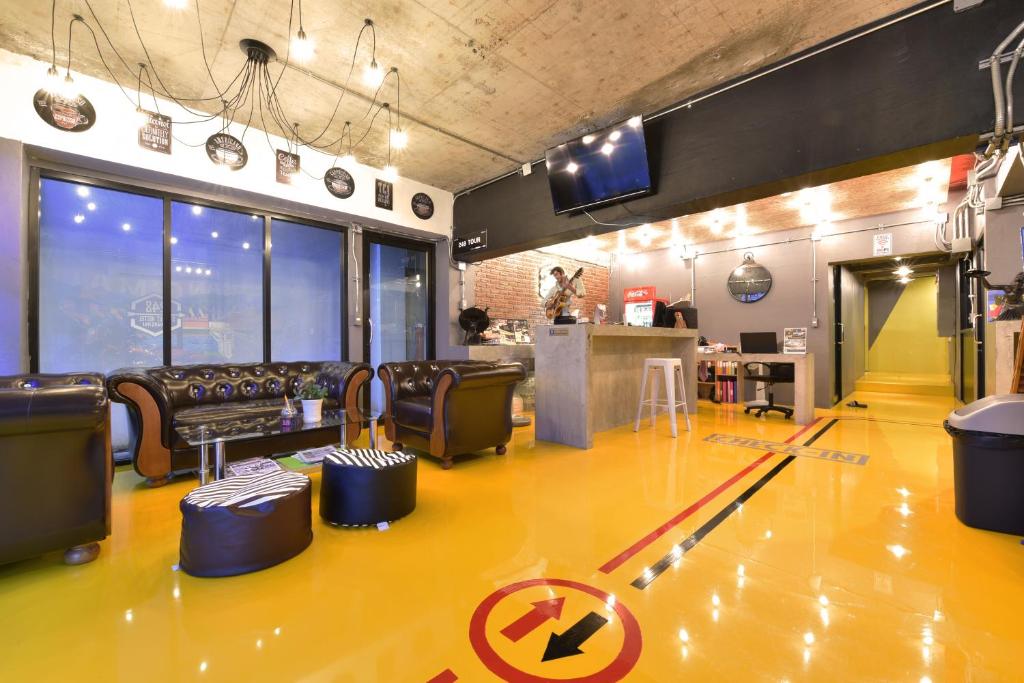 248 STREET HOSTEL 248 STREET HOSTEL