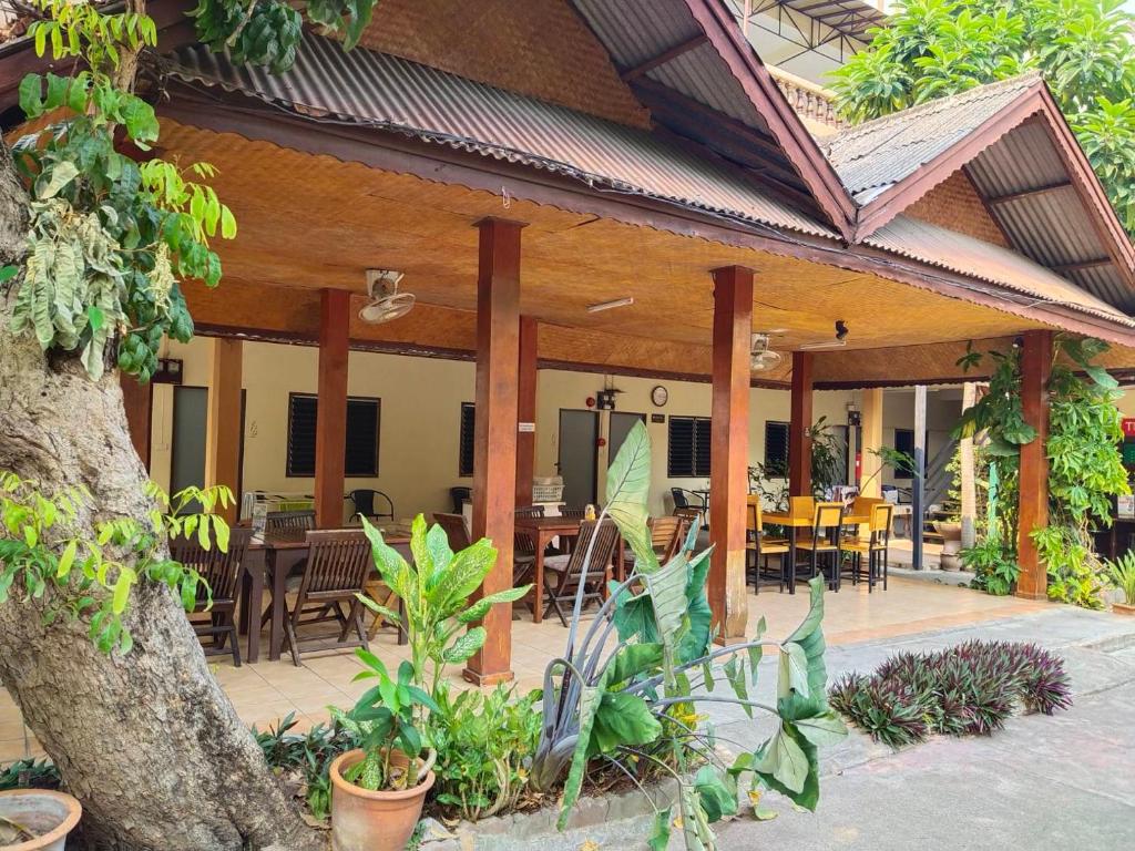 The Shire Guesthouse