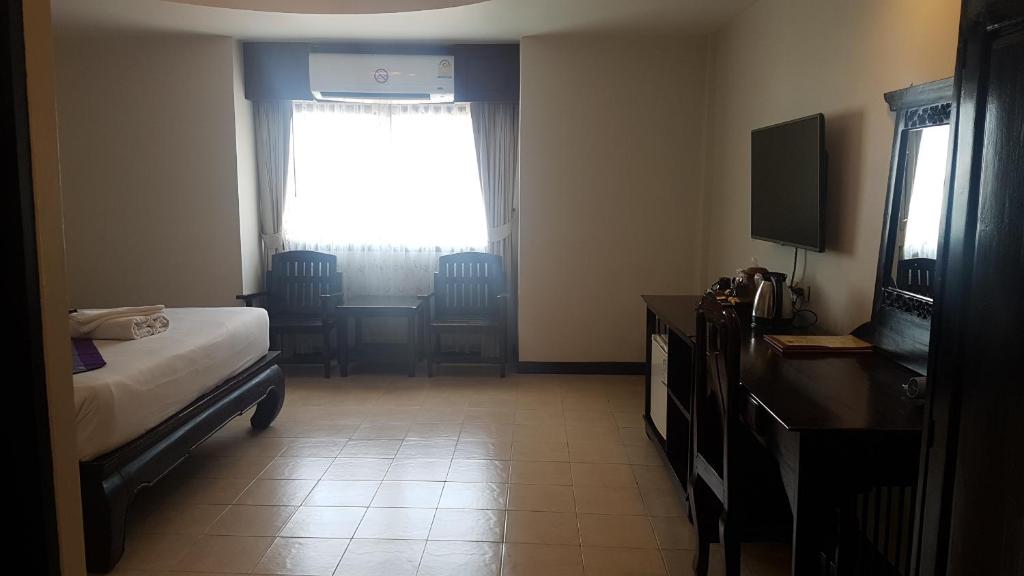 Wangburapa Grand Hotel Wangburapa Grand Hotel