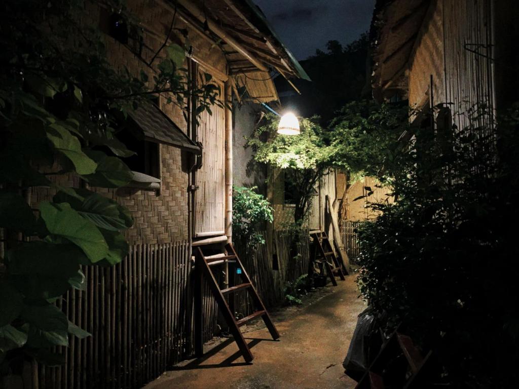 Fundee Story Guesthouse Bamboo House in Chiang mai old town Fundee Story Guesthouse Bamboo House in Chiang mai old town