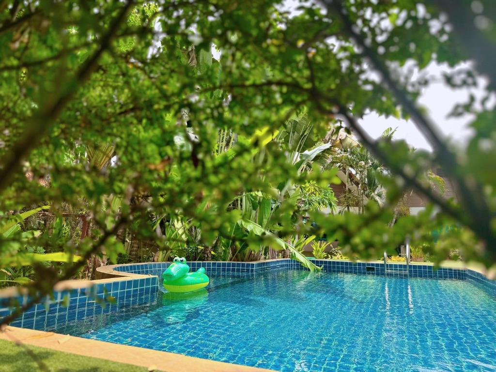 E-outfitting Boutique Chiang Mai E-outfitting Boutique Chiang Mai