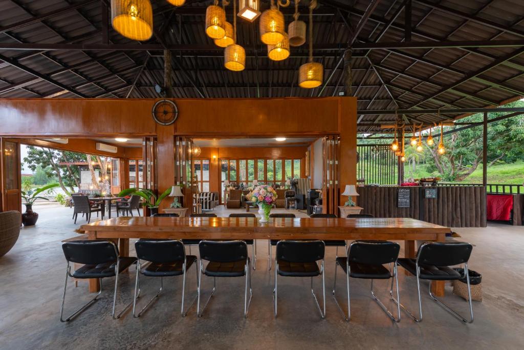 Doi Inthanon Riverside resort Doi Inthanon Riverside resort