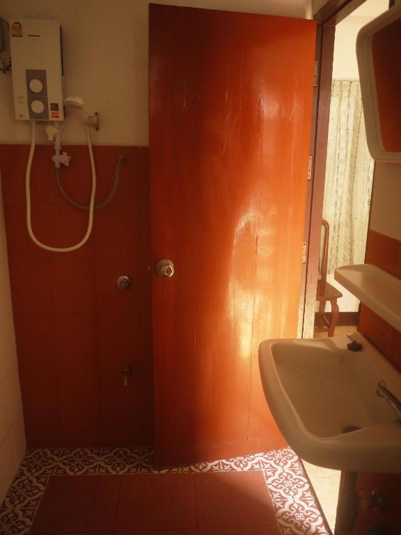 Sarah Guest House