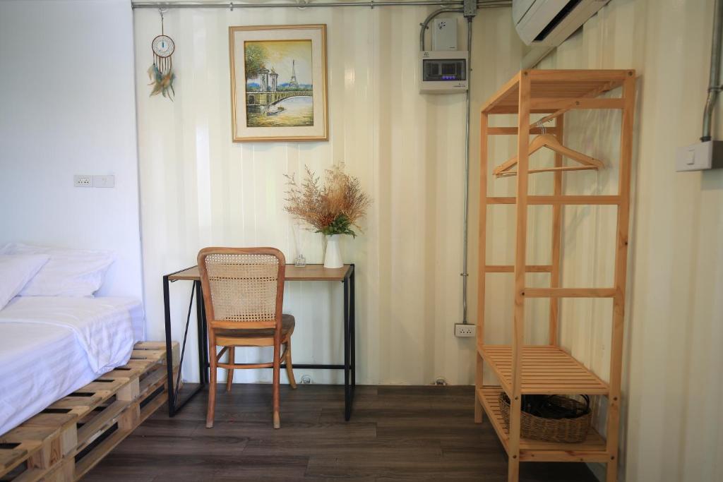 Day Off House Chiang Mai Near Walking Street