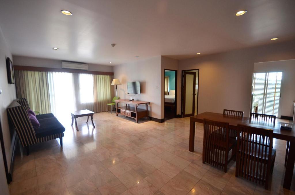 Sakorn Residence and Hotel