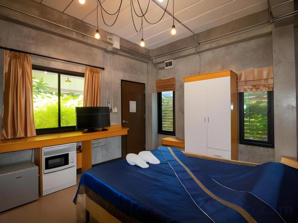 W hostel