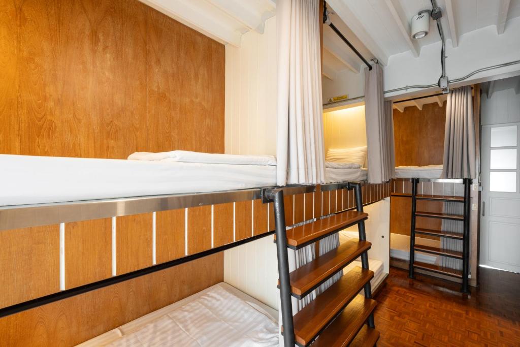 Bed Addict Hostel