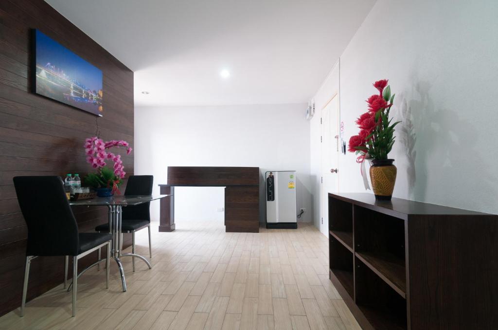 The Chateau Chiangmai Residence