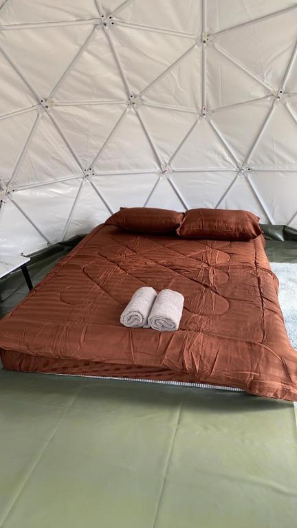 ข้างเขาแคมป์ Khangkhao Camp