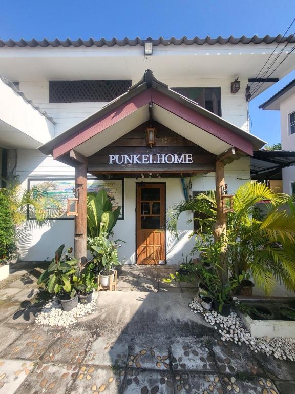 Punkei home-Chiang Mai Center Near Sunday Market Punkei home-Chiang Mai Center Near Sunday Market