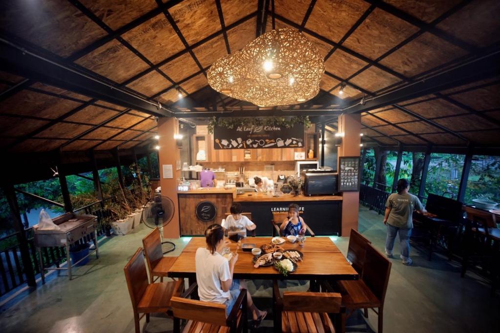 At Leaf Villa At Leaf Villa