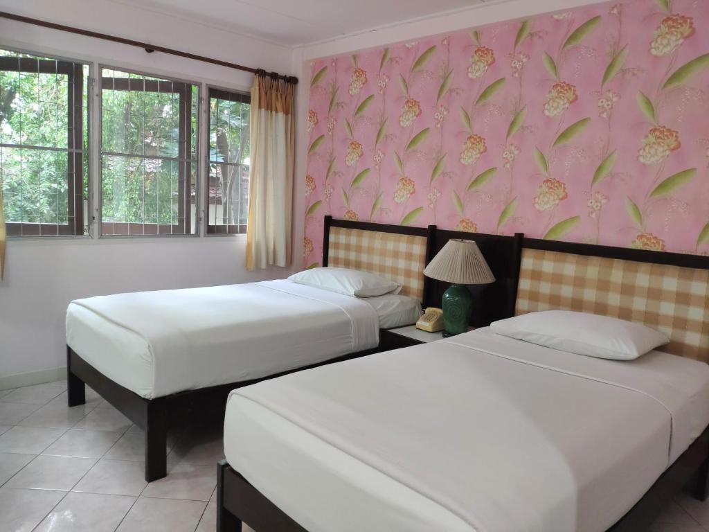 Changpuak Hotel