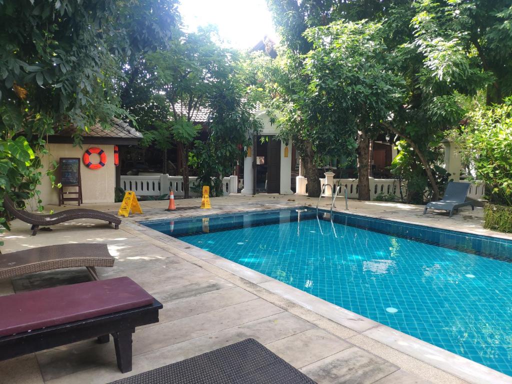 Changpuak Hotel