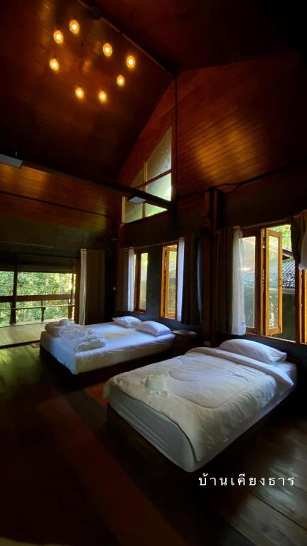 บ้านเคียงธาร โฮมสเตย์ แม่แมะ Cascade Lodge บ้านเคียงธาร โฮมสเตย์ แม่แมะ Cascade Lodge