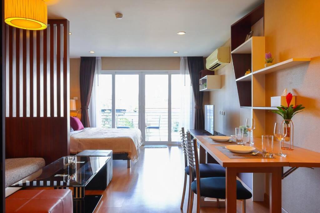 Luxury Living in heart of Nimman Luxury Living in heart of Nimman