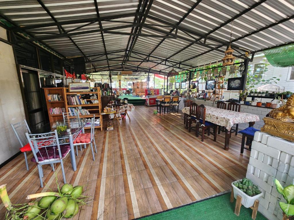 BaanlungchuHomestay&Cafe BaanlungchuHomestay&Cafe