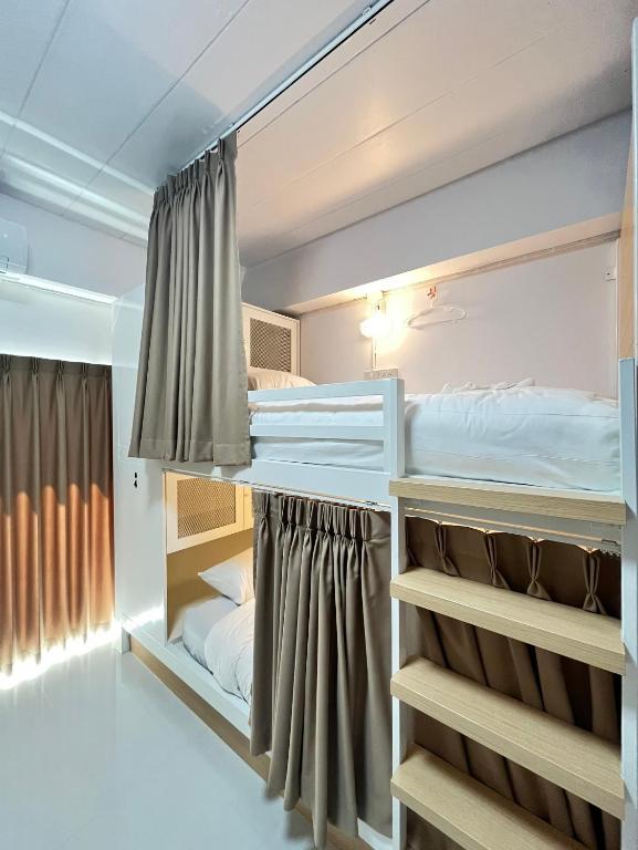Phak Phing Hostel