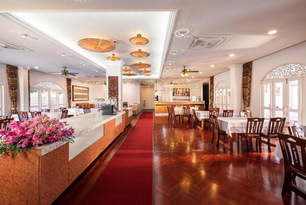 Lanna Inthan Resort Lanna Inthan Resort