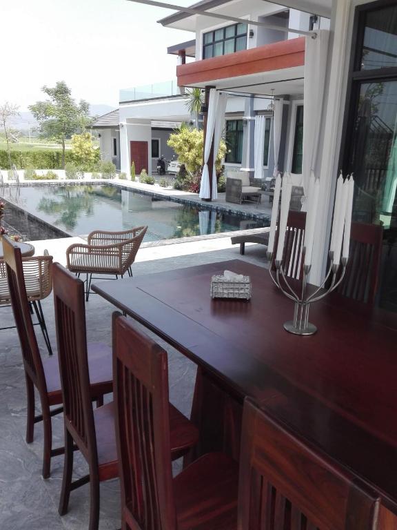 The garden pool villa resort at Doi Saket