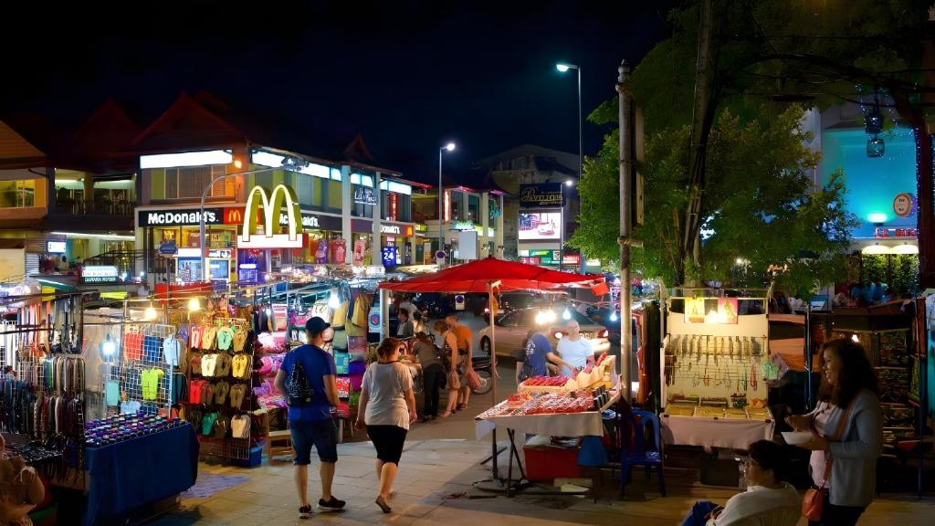 GO INN Night Bazaar CM GO INN Night Bazaar CM