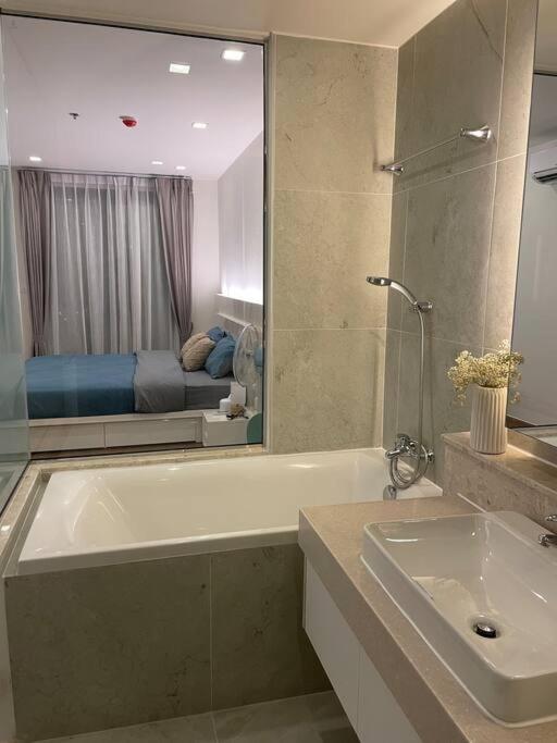 The Astra Condo B1209 The Astra Condo B1209