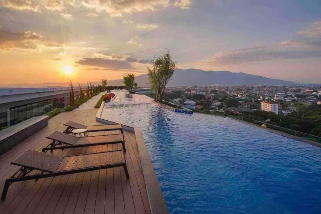 Astra Sky River Luxury 1B1BCondo Astra Sky River Luxury 1B1BCondo
