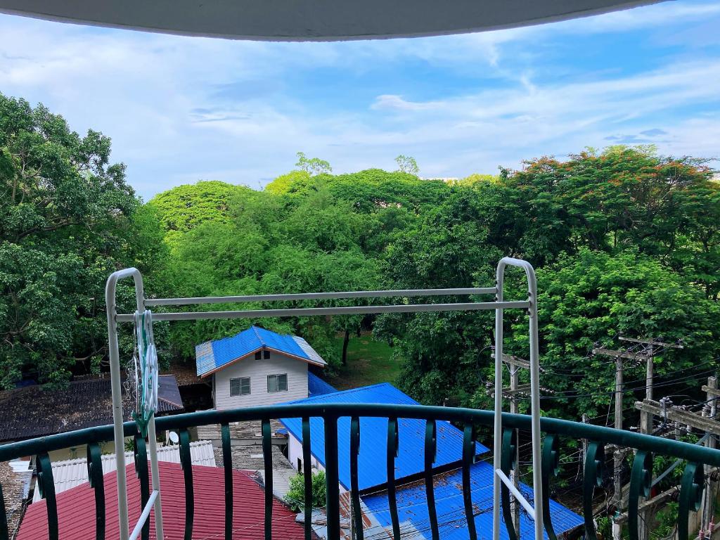 Lanna condo Chiangmai near by maya nimman road