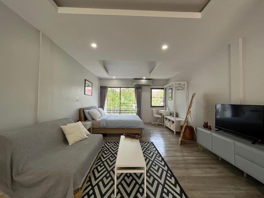 Cozy 2 bed room full furnished Town House near airport Cozy 2 bed room full furnished Town House near airport
