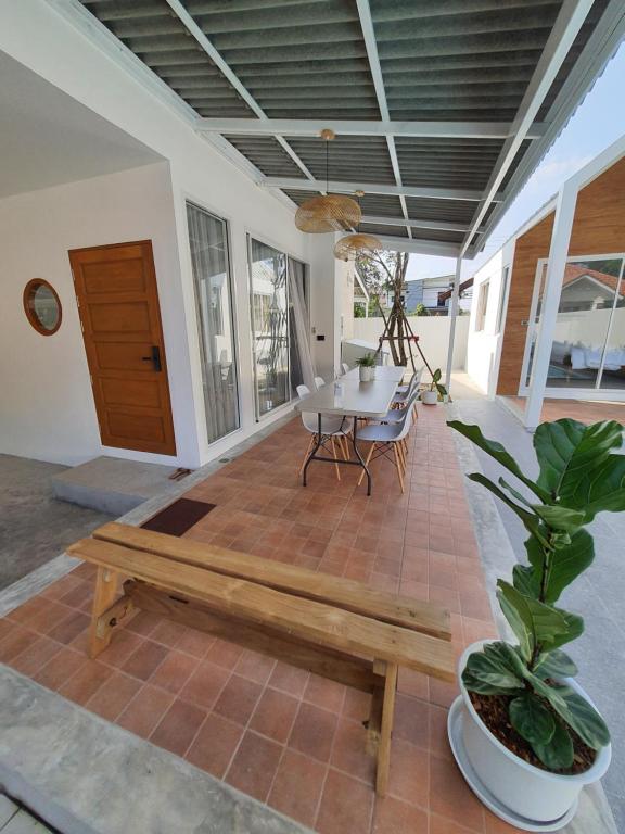 Chic and Cool Pool Villa Chic and Cool Pool Villa