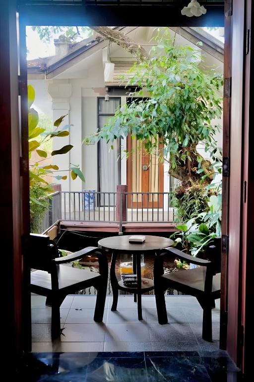 Lunar Mansion Hotel - โรงแรม ลูน่า แมนชั่น เชียงใหม่