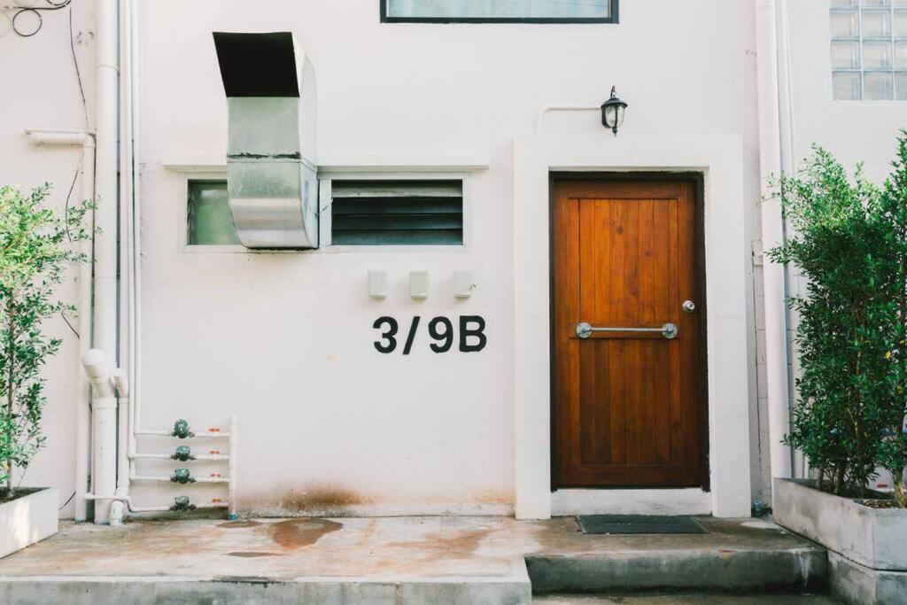 3l9B Chiangmai Gate Best location 3 bedrooms apartment 3l9B Chiangmai Gate Best location 3 bedrooms apartment