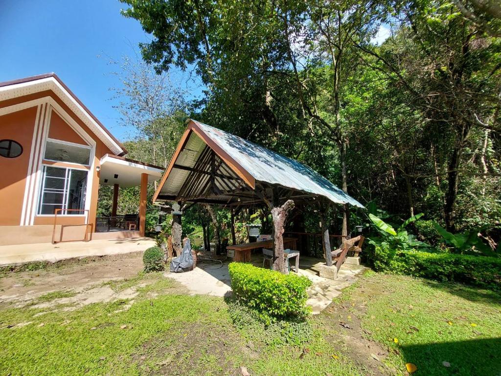 Ploy&Praew House 3