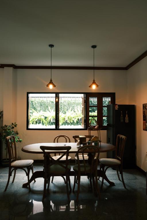 Dalang Nimman House宁曼路独栋四卧四卫别墅 Dalang Nimman House宁曼路独栋四卧四卫别墅