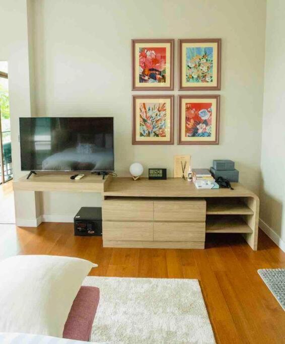 18Villa 3 Bedrooms Mountain View