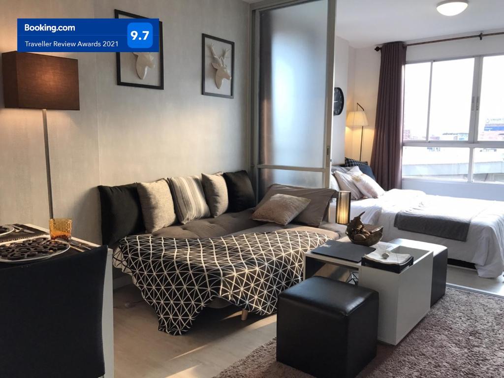 Stay in Style at Oasis Stay in Style at Oasis