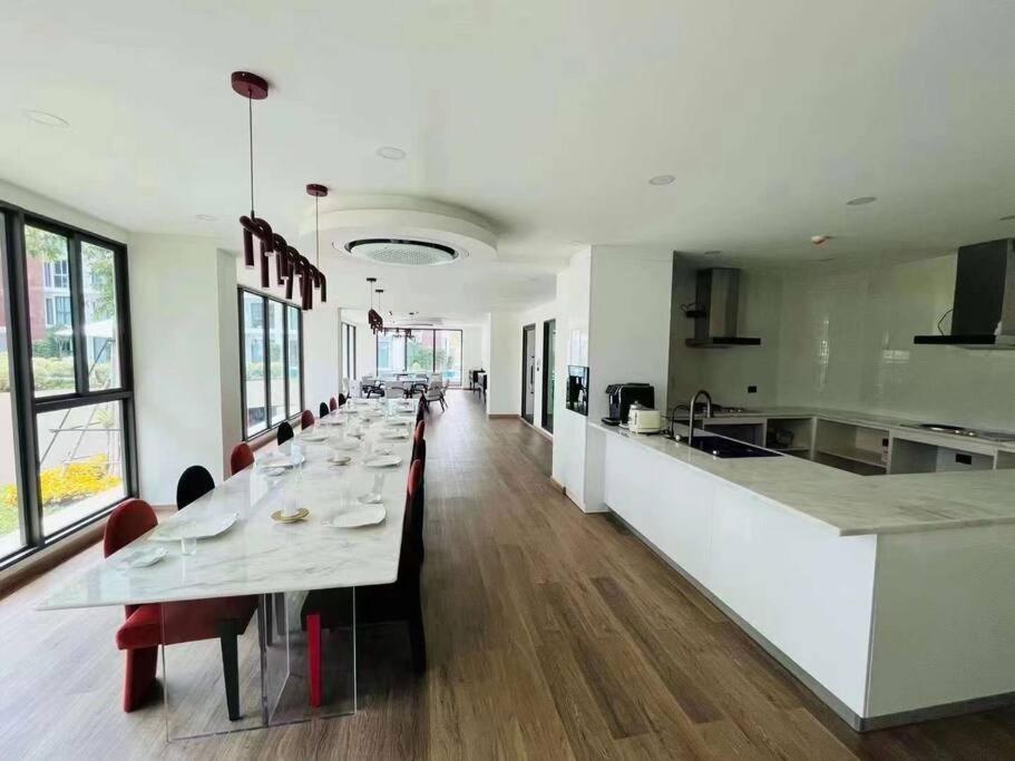 清迈一号 The One ChiangMai 1B1B Condo C 一环商业中心, 紧邻尚泰繁华 清迈一号 The One ChiangMai 1B1B Condo C 一环商业中心, 紧邻尚泰繁华
