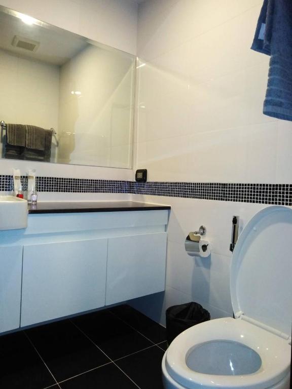 Spacious 1BR Apt with Great Location Near Nimman #A506 Spacious 1BR Apt with Great Location Near Nimman #A506