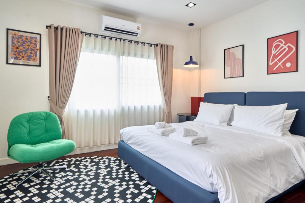 Emily Home-Charming 3BR in Chiang Mai Old Town, Steps from Wat Phra Singh & Sunday Walking Street by Beginning With Emily Home-Charming 3BR in Chiang Mai Old Town, Steps from Wat Phra Singh & Sunday Walking Street by Beginning With