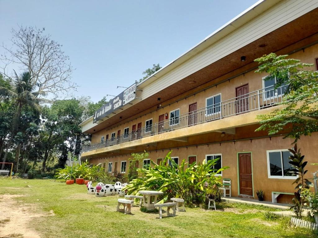 Jayzada Fang Resort เจซาด้า รีสอร์ท