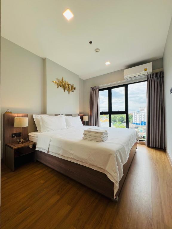 Astra Sky River Luxury 2Bedroom Family Suite with Infinity Pool, Near Old Town Astra Sky River Luxury 2Bedroom Family Suite with Infinity Pool, Near Old Town