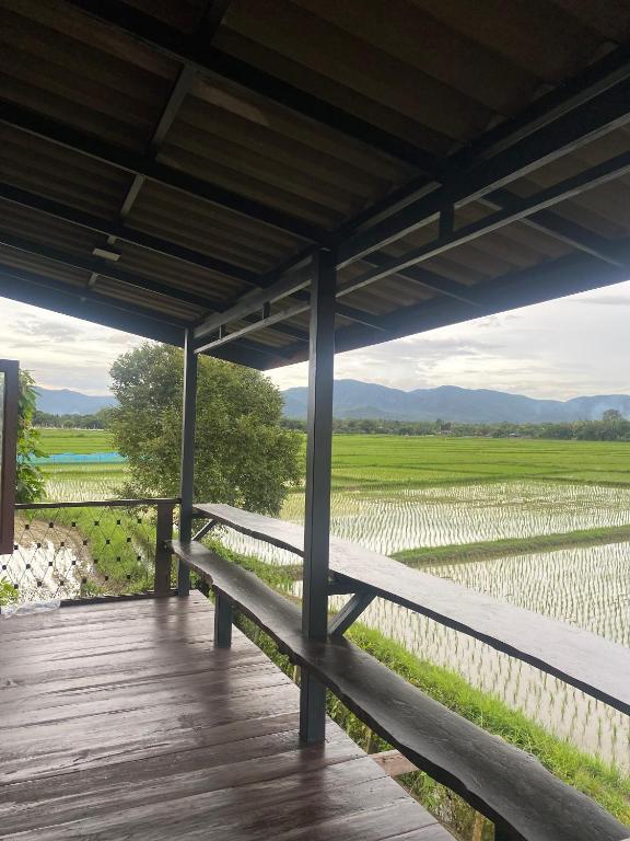 Baan PhuriChaya Doi Saket Chiang Mai Peaceful Stay with Mountain and Rice Field View