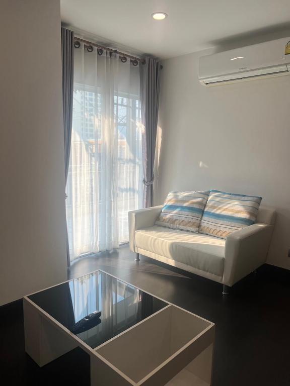 Bright & Stylish 1-Bedroom Apt Near Nimman #A302 Bright & Stylish 1-Bedroom Apt Near Nimman #A302