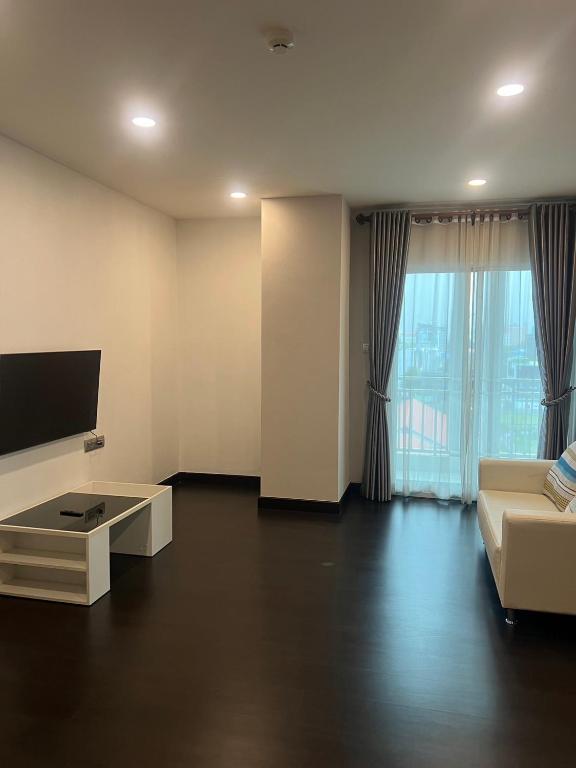 Trendy 1-Bedroom Apartment Near Nimman #A702 Trendy 1-Bedroom Apartment Near Nimman #A702