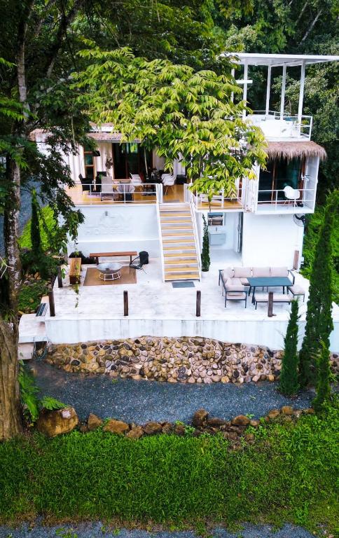 Chiang Mai Lazy House